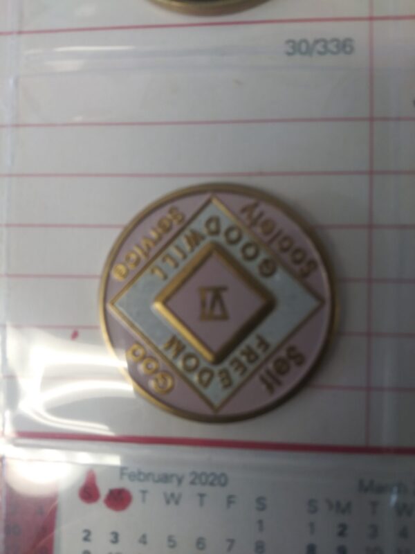 Pink & White Tri Plate (12 Year)